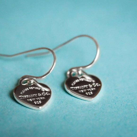 NEW Mini Heart Hook Earrings Return to Tiffany & Co Solid 925 Sterling Silver - Picture 1 of 15